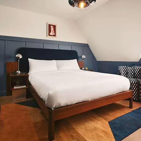 The Hoxton Lloyd Centre East Отель Амстердам