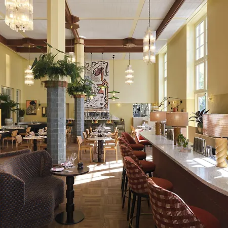 The Hoxton Lloyd Centre East 4* Амстердам