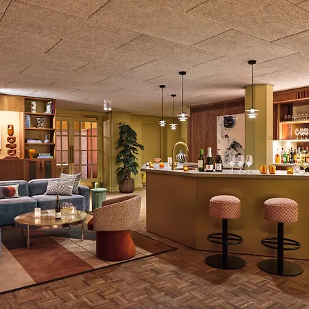 The Hoxton Lloyd Centre East Otel