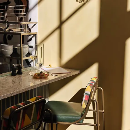 The Hoxton Lloyd Centre East ホテル 4*