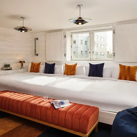 The Hoxton Lloyd Centre East 4* Amsterdam