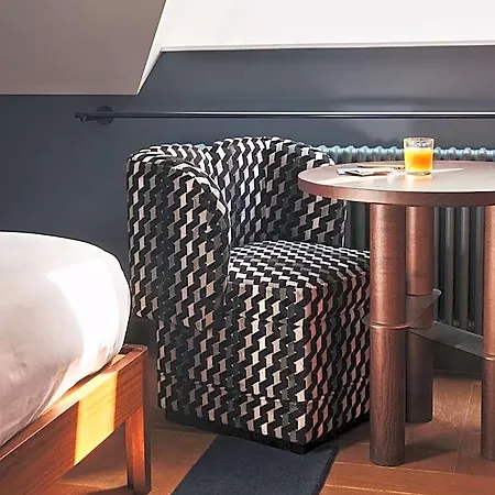 The Hoxton, Lloyd فندق 4*