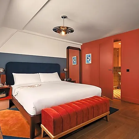 호텔 The Hoxton, Lloyd 4*