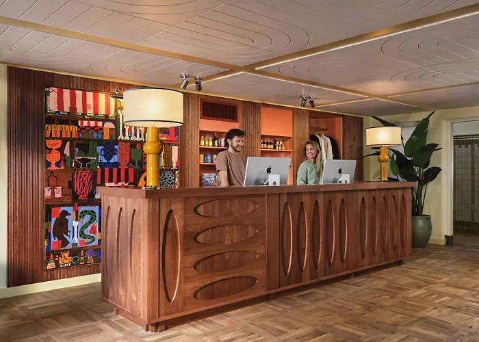 The Hoxton Lloyd Centre East 4*