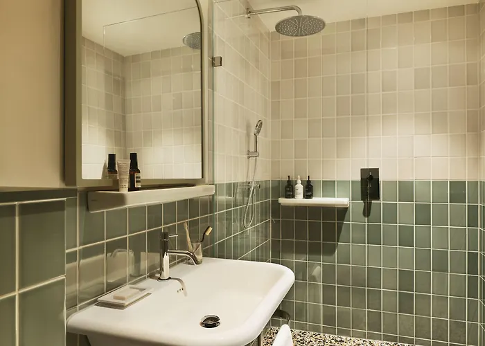 Ξενοδοχείο The Hoxton Lloyd Centre East 4*