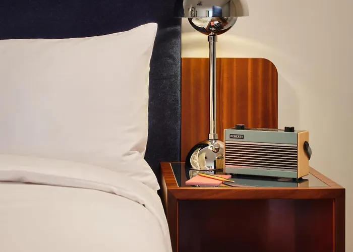 The Hoxton Lloyd Centre East Hotel